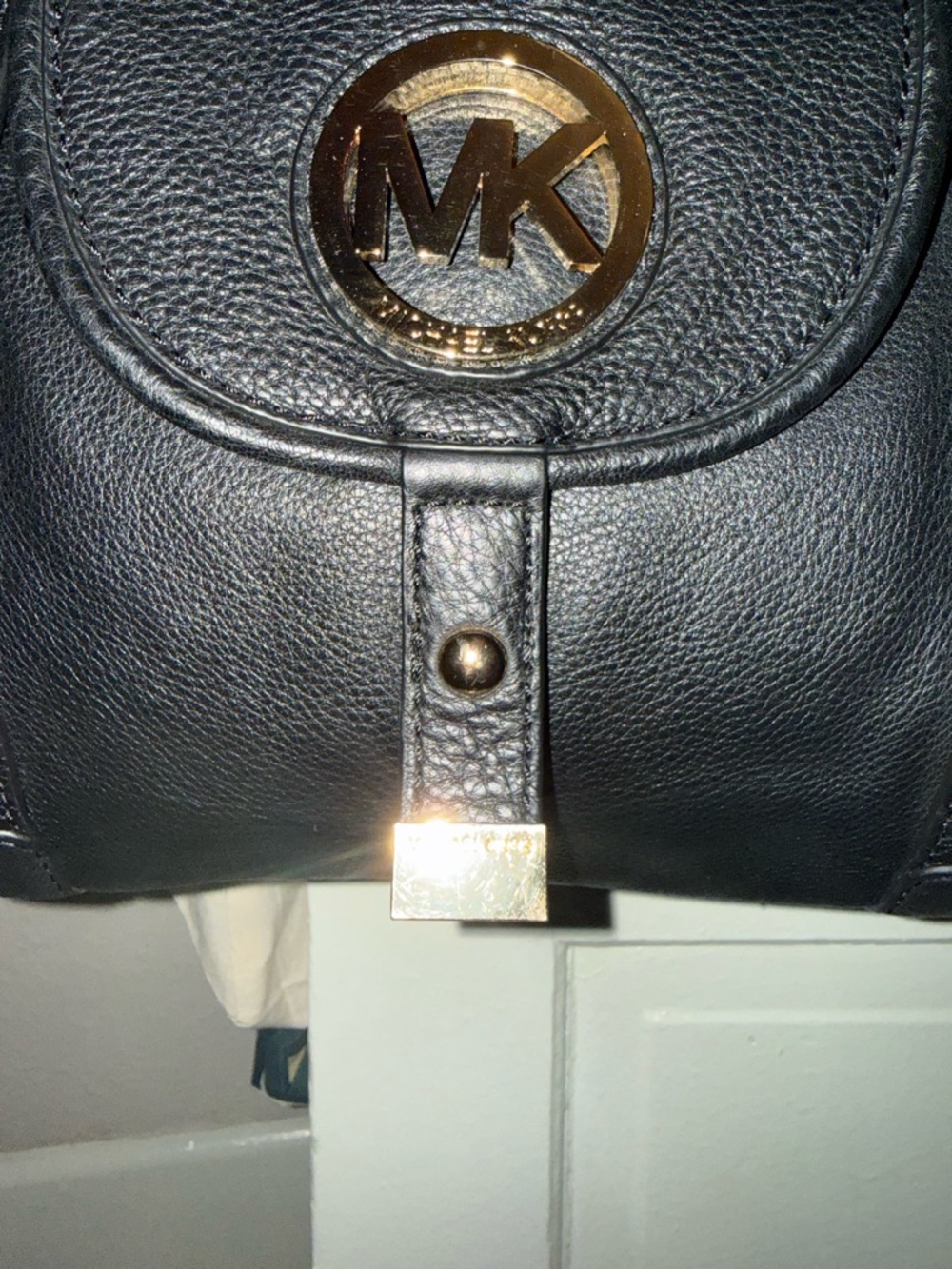 Michael Kors Black Leather Shoulder Bag with Gold MK Medallion NWT - Picture 2 of 6